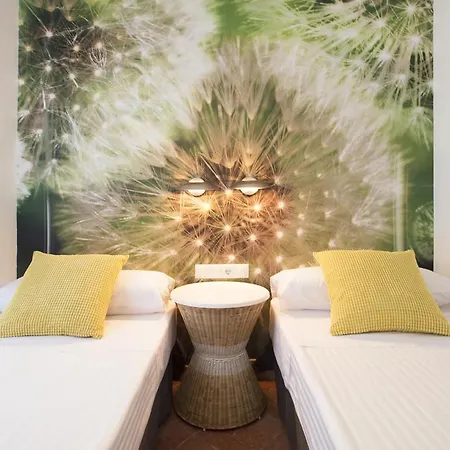 Guest house Camp Nou Home L'Hospitalet de Llobregat