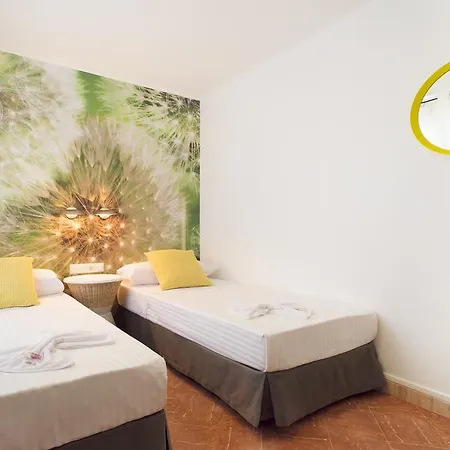 Guest house Camp Nou Home