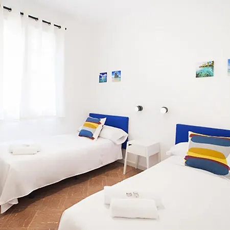 Camp Nou Home Guest house *